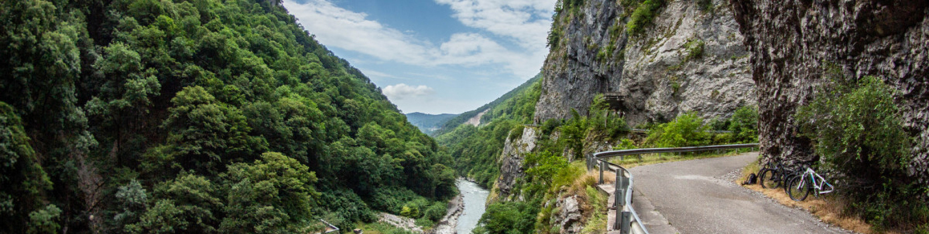 Водопад Пасть Дракона (Глубокий Яр), фото, обзор, как добраться |  Достопримечательности Адлера